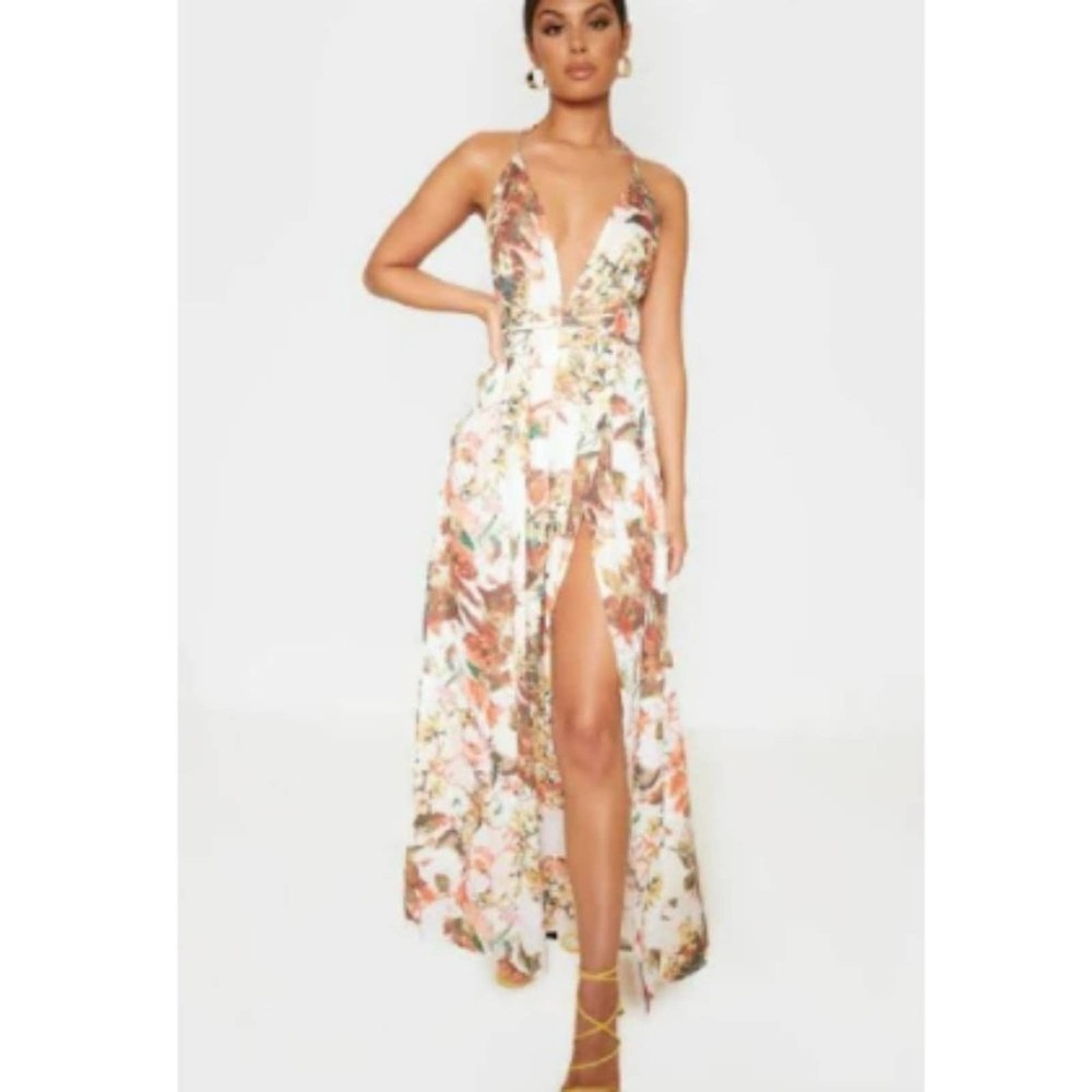 PrettyLittleThing White Floral Plunge Maxi Dress